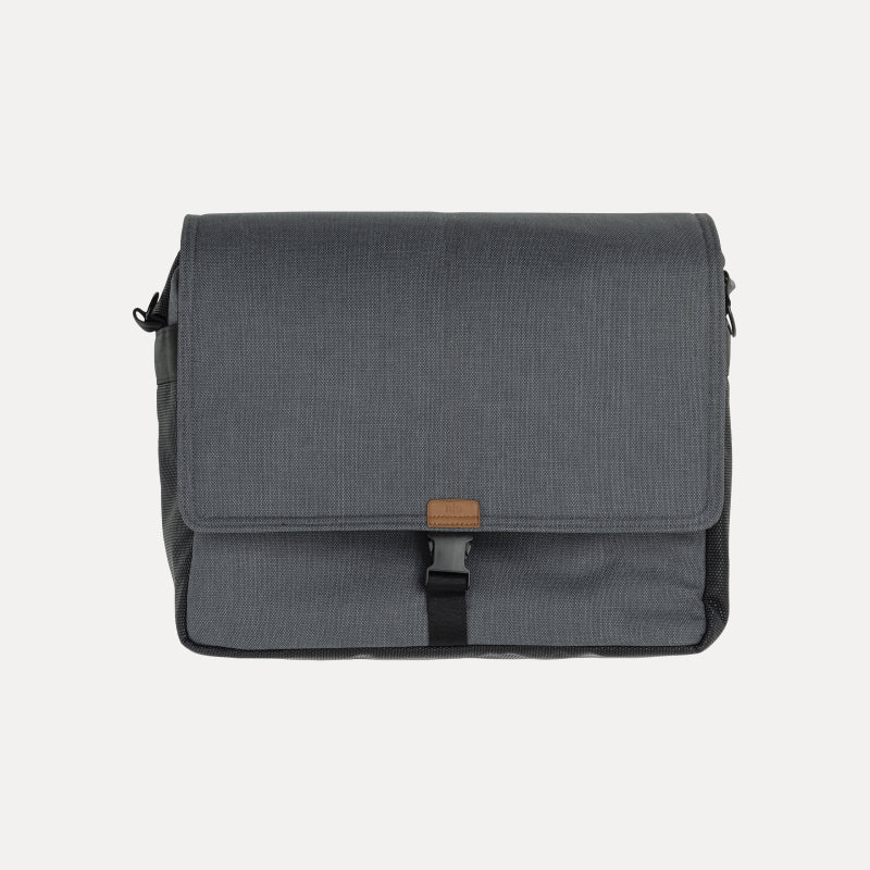 Nio Nursery Bag